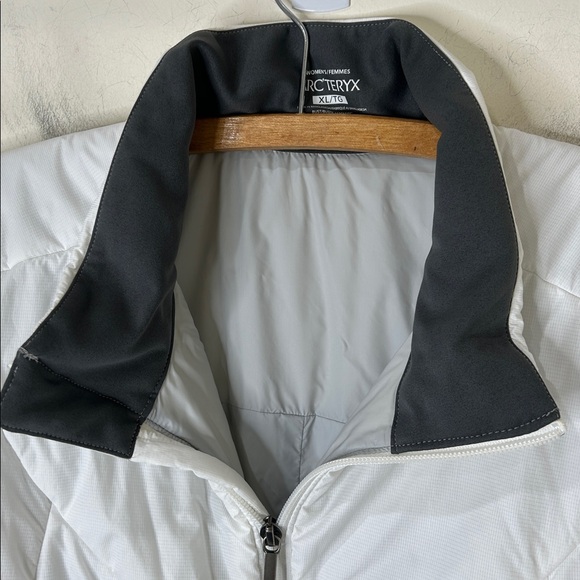 Arc'teryx Ceva Jacket White Full Zip Hiking Skiing Size XL - Picture 4 of 16